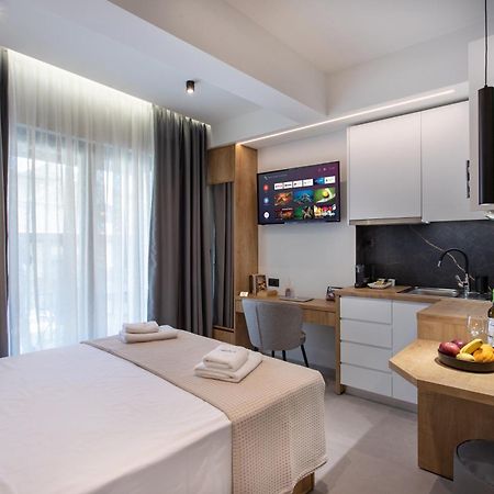 Sunflower Smartliving Suites Ираклио Екстериор снимка