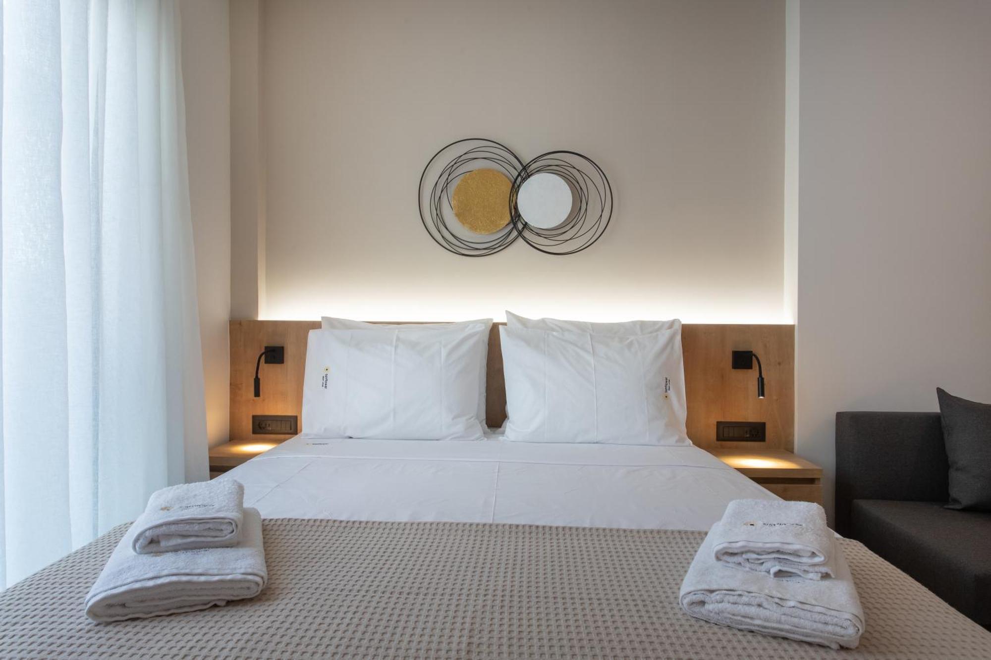 Sunflower Smartliving Suites Ираклио Екстериор снимка